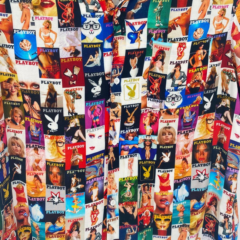 Playboy By PacSun Shirt Men LARGE All Over Collage Cover Magazine Centerfold - Picture 4 of 10
